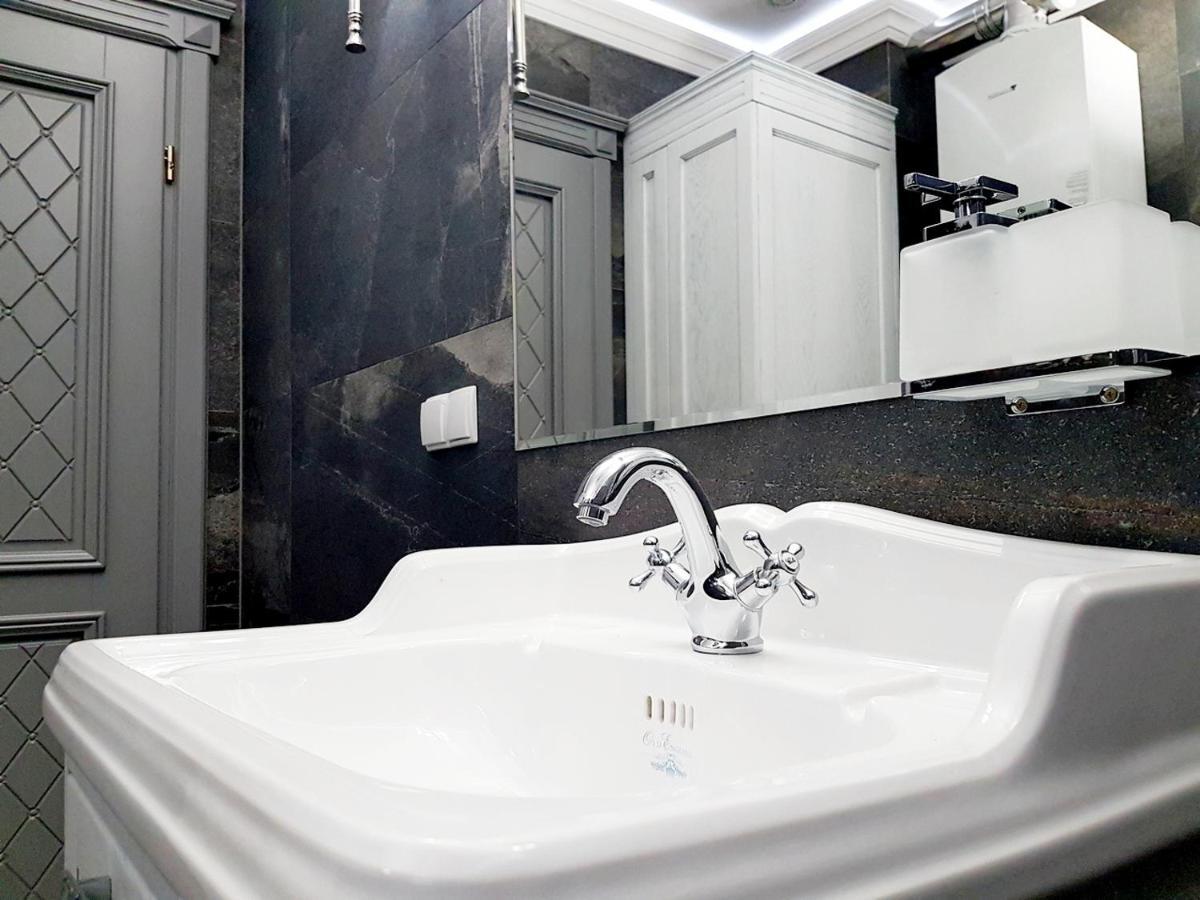 Apartament Old England Żywiec Екстериор снимка