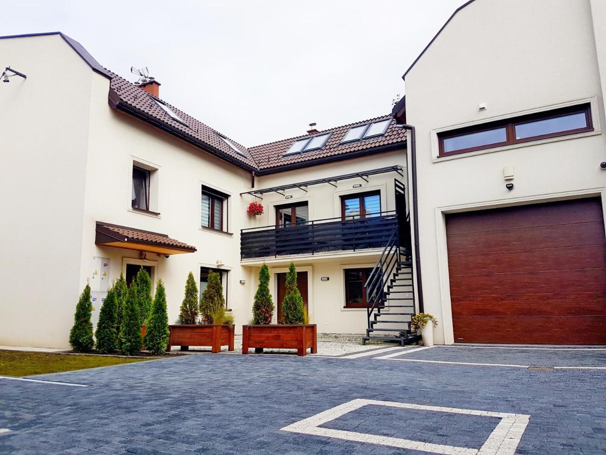 Apartament Old England Żywiec Екстериор снимка